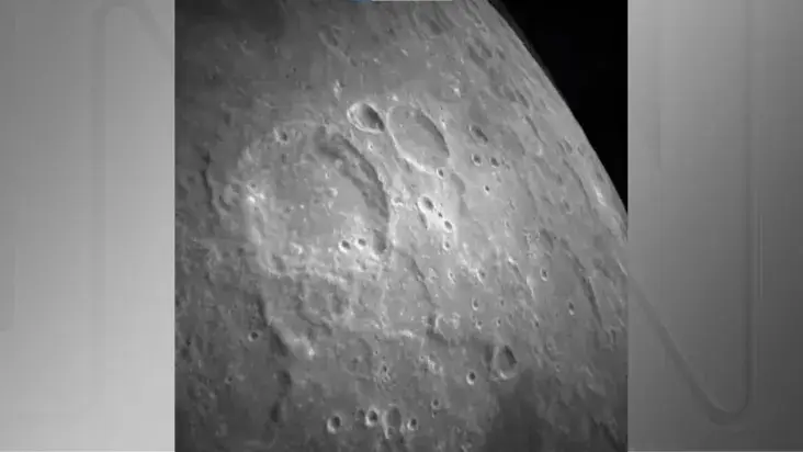 Imagem da Lua capturada por módulo lunar indiano Chandrayaan-3