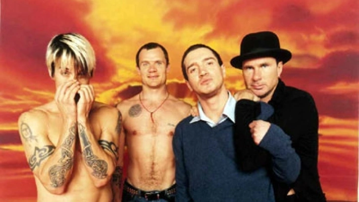 Red Hot Chili Peppers: uma banda que mistura funk rock com outros gêneros.